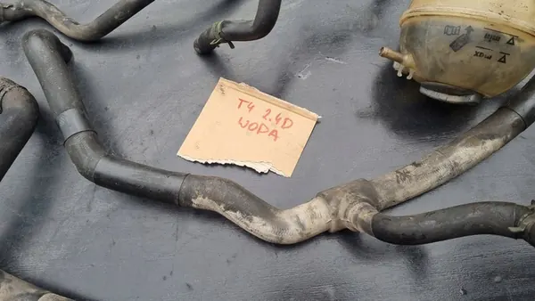 VW T4 2.4 D Veden jäähdytyslinja Täydellinen image 9