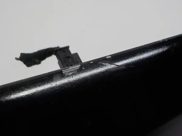 Moldura Maletero MINI Cooper R56 OEM 7151140 - Usado image 8
