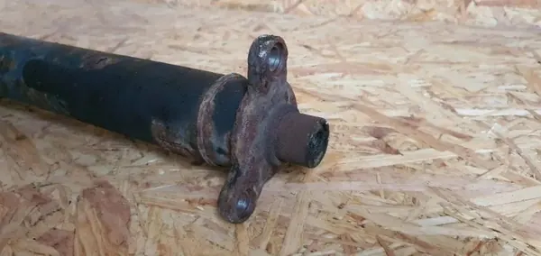 Drivaxel Mercedes C-Klass W203 2.2D OEM 2034104806 image 3