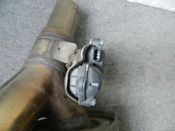 Audi S5/S4 8W Endschalldämpfer OEM 8W0253611B image 5