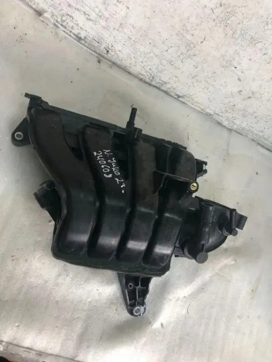 Colector de Admisión Nissan OE OEM 7246709100 - Usado image 3