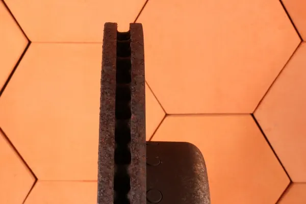 Discos e pastilhas de freio dianteiros BMW 5' G30 G31 X3 G01 X4 G02 6860907 image 8