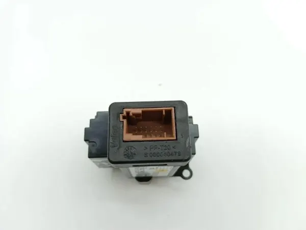 Contacteur d'allumage Citroen DS5 OEM 9676483577 2.0L image 4