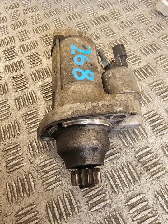 Motor de arranque Skoda Octavia III 2.0 TDI 02M911024S image 2