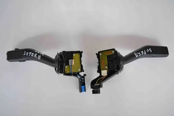 SKODA SUPERB II (3T4) Schalter 1K0953519L, 1K0953513E image 10