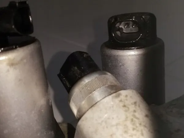 Begagnad BMW hydraulpump OEM 6775258 5-serien image 5