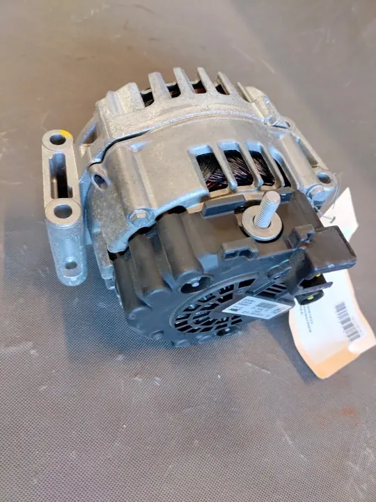 A0009061622 Alternator Mercedes Vito W253 Valeo image 7