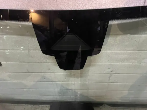 Parabrisas delantero Renault OE OEM - Como nuevo image 4