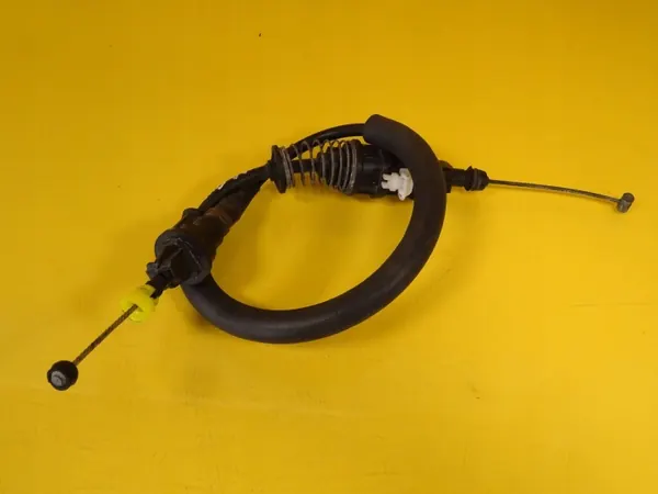 Enlace de Gas Mazda 626 OEM DRC69151 - Usado image 2