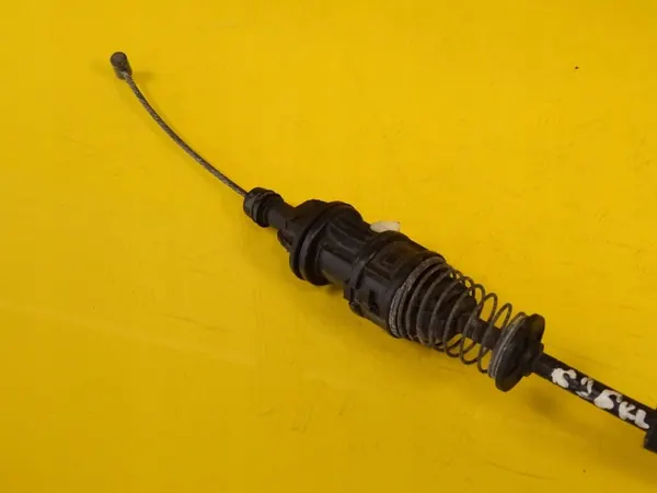 Enlace de Gas Mazda 626 OEM DRC69151 - Usado image 4