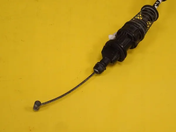 Enlace de Gas Mazda 626 OEM DRC69151 - Usado image 5
