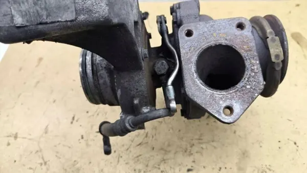 Käytetty turboahdin OEM 7810189 BMW 1-sarjaan image 4