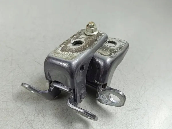 2021 Honda CR-V Vorderen Türscharniere OEM FOB50868 image 3