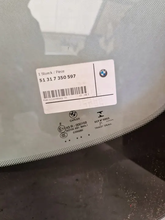 BMW X1 F48 Frontscheibe OEM 2021 image 3