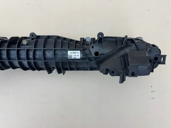 BMW OEM 7811909 Ansaugkrümmer - Gebraucht image 6