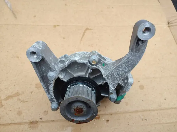 Vattenpump Jeep Cherokee III KJ Grand 2000-2008 OEM 05093911AB image 3