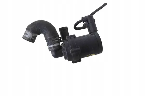 Vattenpump VW TOUAREG 3.0L diesel 2010 OEM 7L0965561J image 2