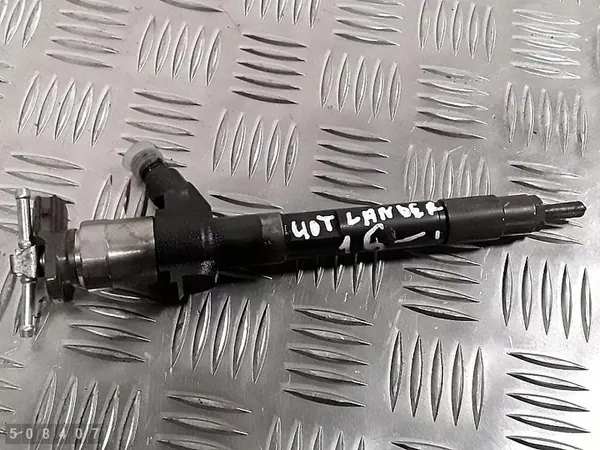 Bränsleinsprutare Mitsubishi ASX 1.8 DI-D Diesel 1465A323 image 3