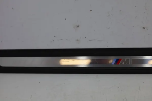BMW OEM 8077315MWGK Proteção de Soleira Interior M-Package image 4