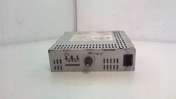 Lecteur CD Volvo V50 OEM 8696051-1 - Occasion image 3