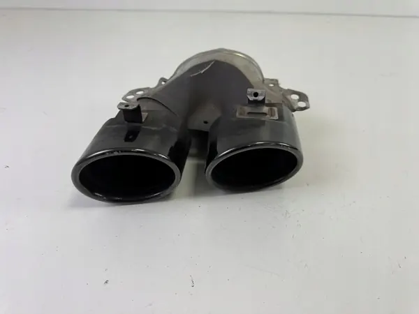 OEM A0004903600 Pakopää oikea taka Mercedes CLA image 2