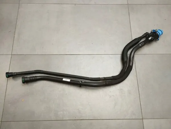 MB3Q5J232AB AdBlue SCR-letku Volkswagen Amarok II:lle image 2