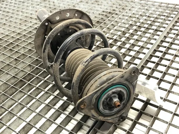 Ammortizzatore Anteriore Destro con Molla Renault Megane IV 1.3 image 2