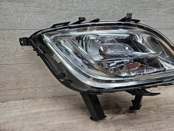 OPEL ASTRA IV 4 J Farol de Neblina Halógeno D image 2