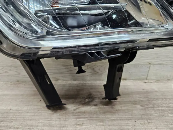 OPEL ASTRA IV 4 J Farol de Neblina Halógeno D image 4