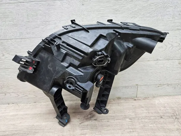 OPEL ASTRA IV 4 J Farol de Neblina Halógeno D image 5