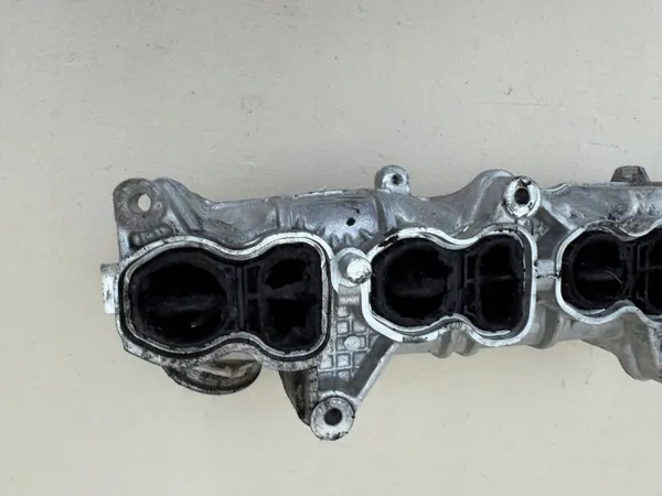 Colector de Admisión BMW X5/X6 OEM 8570791 Usado image 6