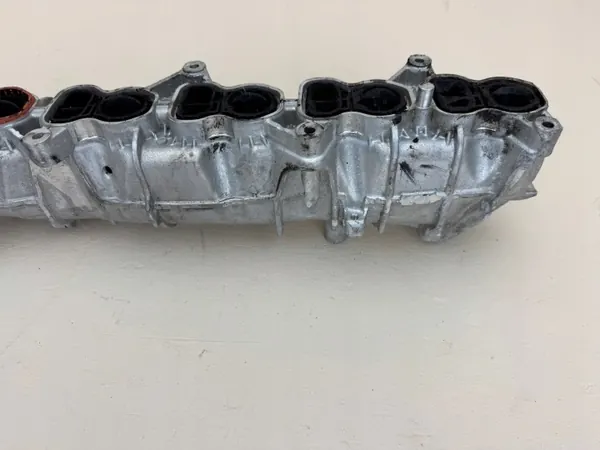 Colector de Admisión BMW X5/X6 OEM 8570791 Usado image 9
