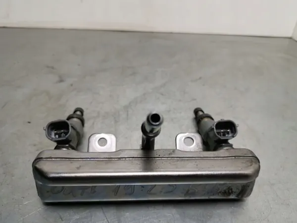 Subaru Outback Injectorset OEM FBZ9134 image 2
