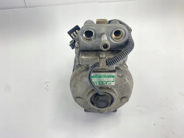 Klimakompressor Mercedes W124 M111 0002340211 image 3