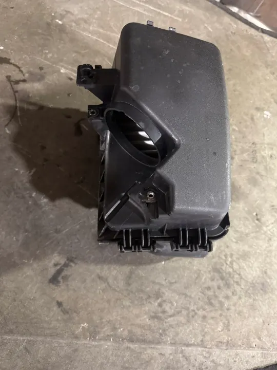 Toyota Luftfiltergehäuse OEM WDERFGTRFEWRGTRFEDWS image 2