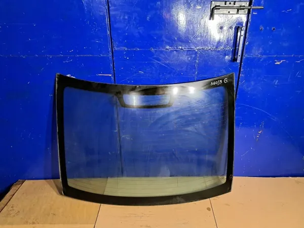Vidro Traseiro OEM E143R001582 para Volvo S60 2003 image 2