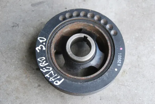 Polia do virabrequim Mitsubishi Pajero IV 3. image 4