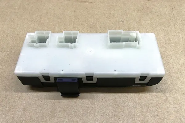 Módulo OEM 5A19DB2 BMW 4 G22 M-Package Porta-Traseira image 2