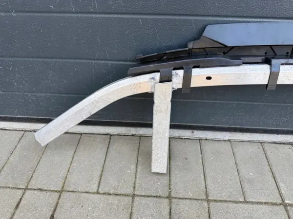 BMW 8085212 Vahvistuspalkki 5 G60 G61:lle image 4