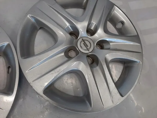 Enjoliveurs Opel d'origine 16" argent - Ensemble de 4 image 6