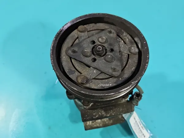 Compresseur AC OEM 8200953359-A pour Renault Clio III 1.5 DCI image 6