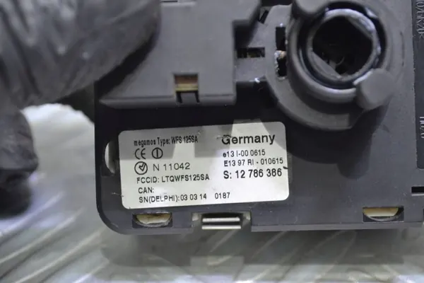 Saab 93 II Tändningsströmbrytare OEM 12786386 Begagnad image 3