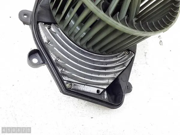 Ventilador calefactor VW Passat OEM 8d1820021 image 4