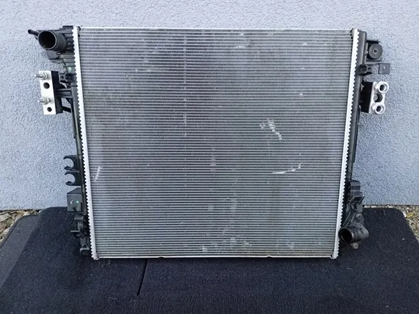 Radiateur d'eau automatique AC Wrangler JL 3.6 image 5
