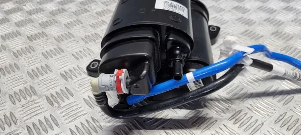 BMW 7475674 Aktivkohlefilterbehälter - Gebrauchtes OE-Teil image 6
