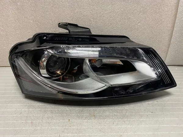 AUDI A3 8P Faro Derecho Xenon con LED image 2