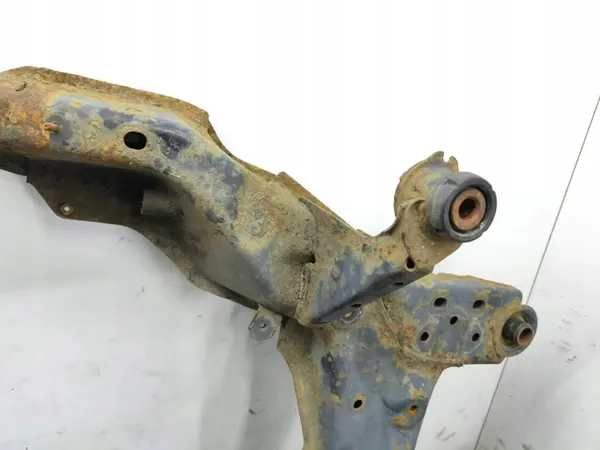 Mazda CX-7 2011 Vorderes Hilfsrahmen OEM AMD169604 image 4
