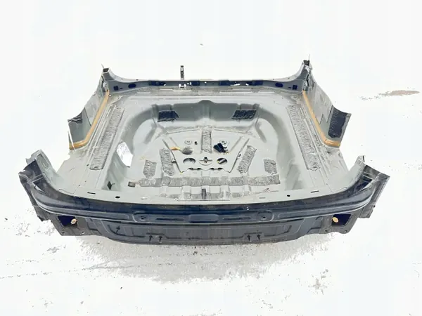 Pare-chocs arrière OEM WANNA PAS TYŁ AUDI A3 8V Berline image 2