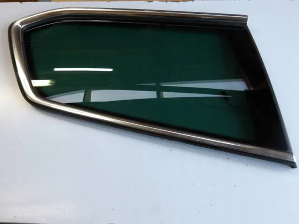 OEM WIT7090 Vasen taka sivulasi VW Passat B8 Farmari image 6