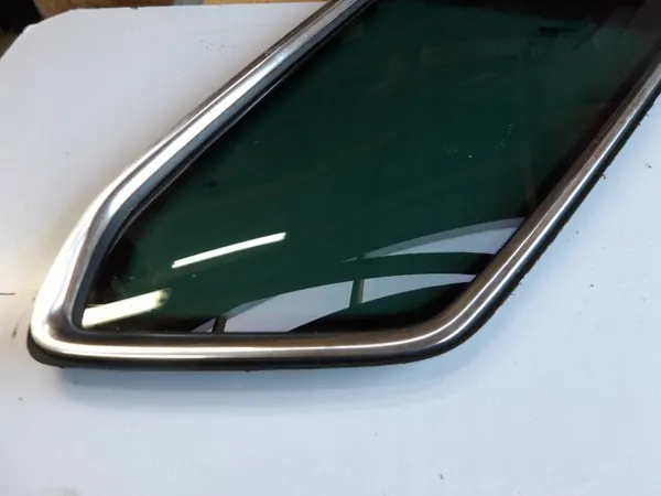 OEM WIT7090 Vasen taka sivulasi VW Passat B8 Farmari image 7